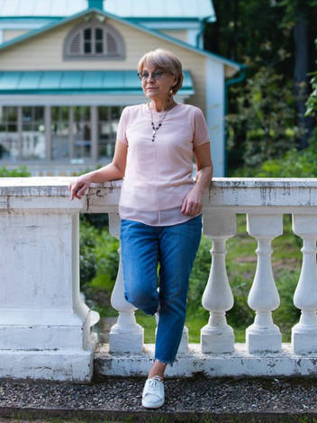 Портрет Ирины Савинской